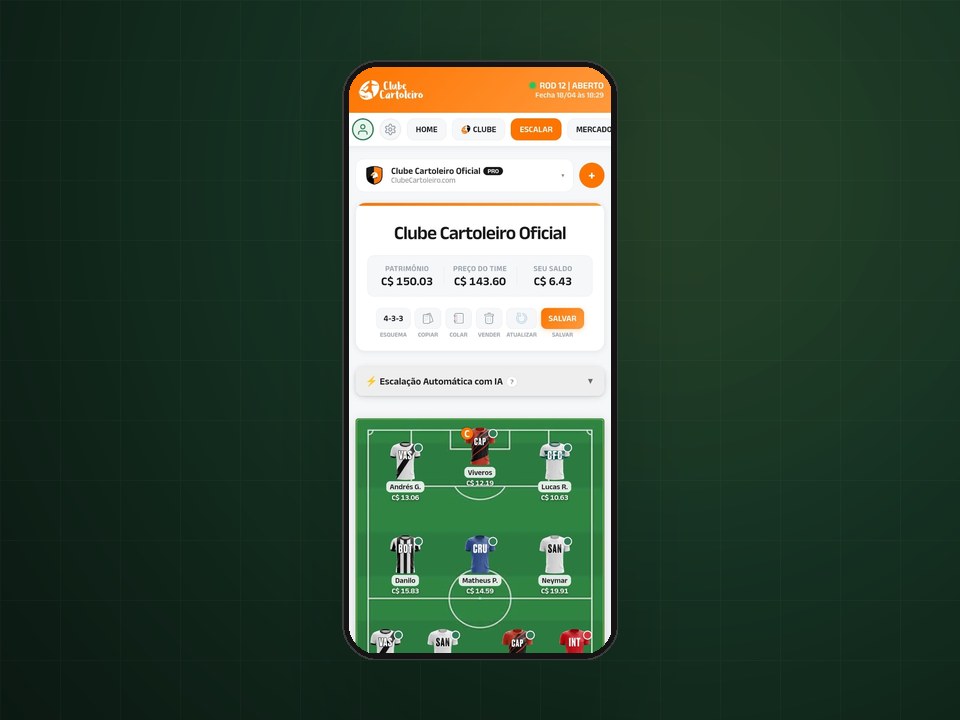 Tela do app Clube Cartoleiro mostrando escalação automática